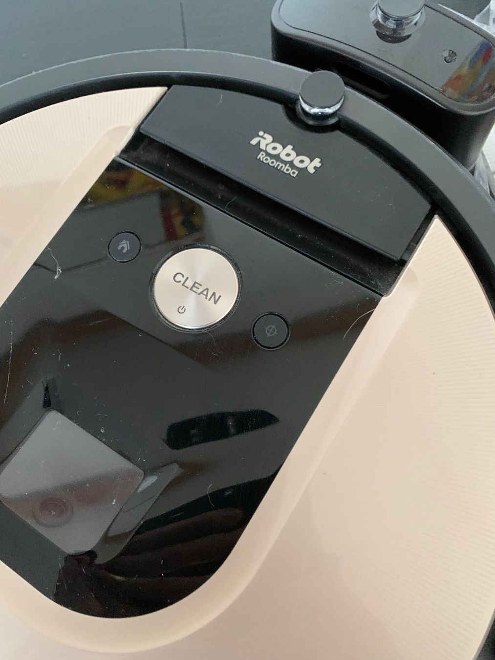 Irobot Staubsauger & Zubehör: iRobot Roomba 966 Saugroboter mit Zubehör – Gebraucht aus Worben von Golftinu 3