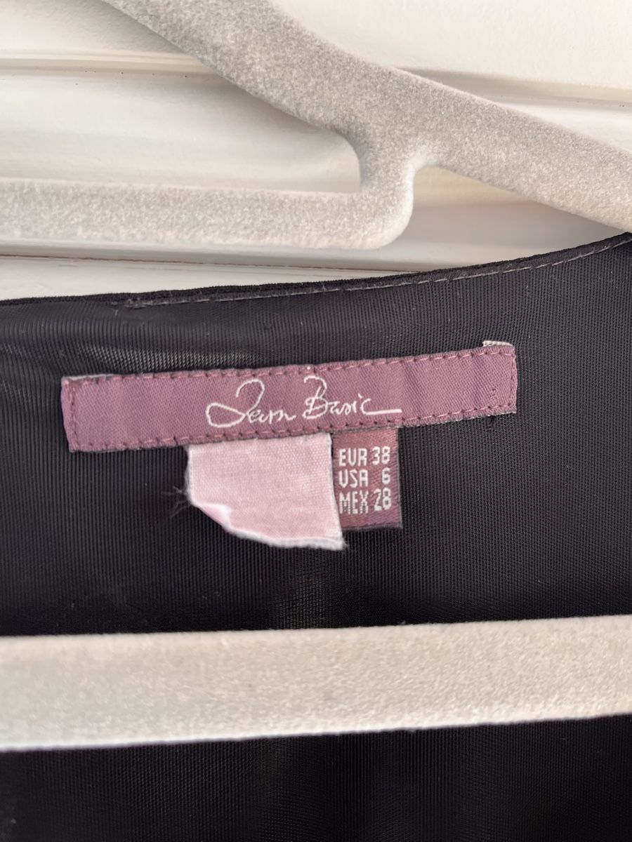 Tops: Schickes schwarzes Top von Jean Basic, Grösse 38 – D'occasion à Basel par fri_9wvb 2