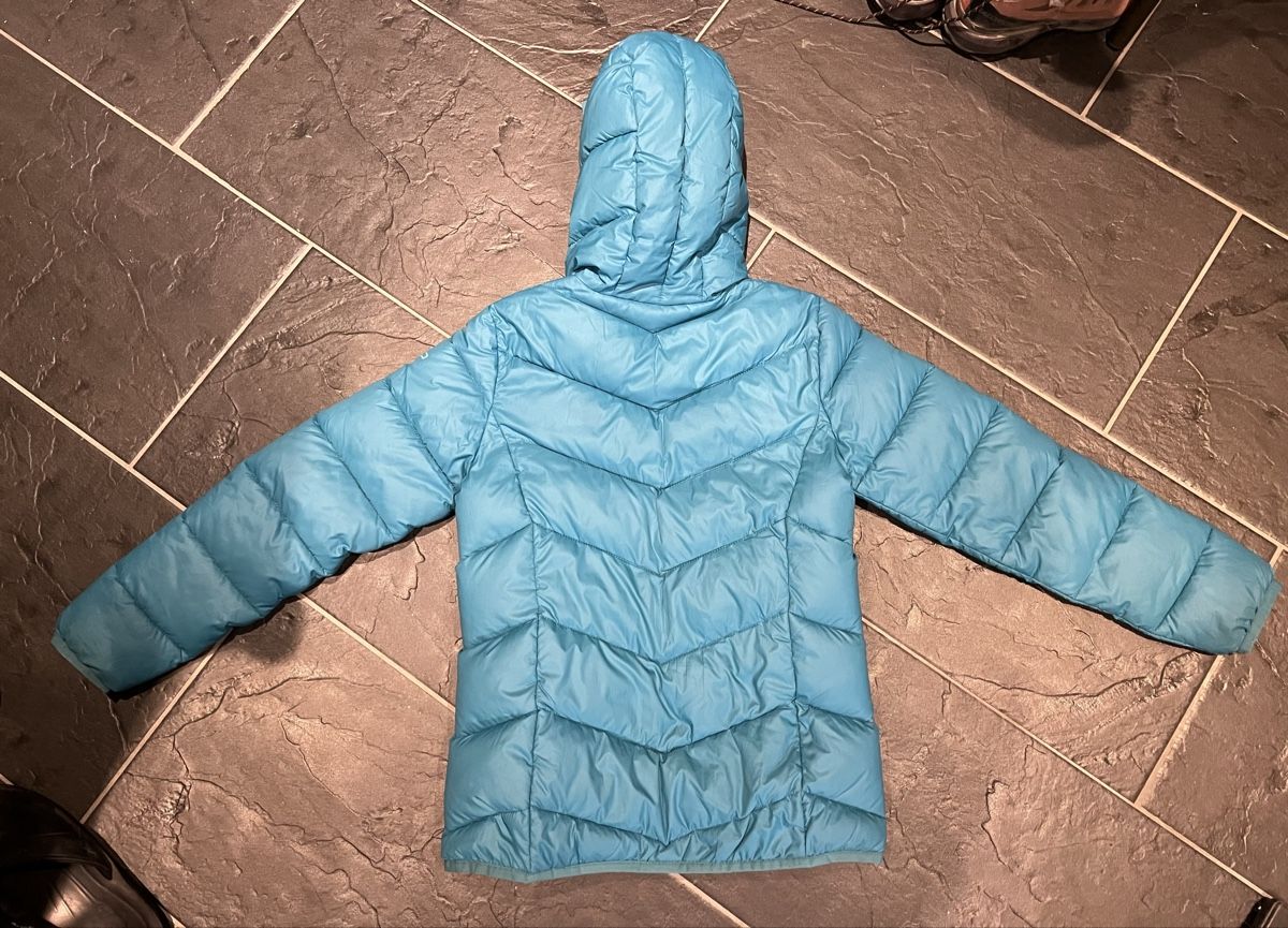 Giacche & Cappotti: Steppjacke Mädchen CMP mit Kapuze Grösse 140 – Usato da Hubersdorf venduto da SabB5 1