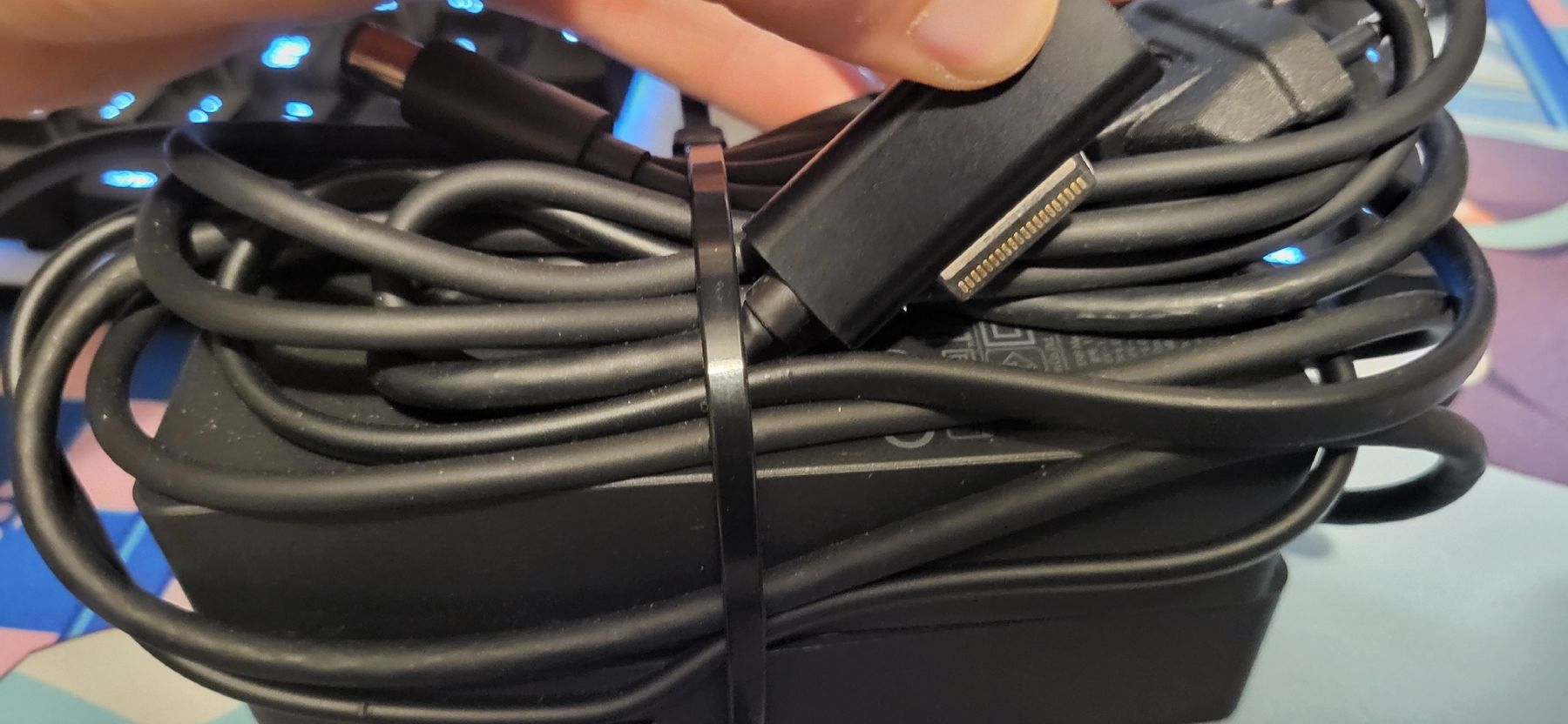 Microsoft Docking station: surface dock usb A version – Usato da Waldstatt venduto da Durstigog 1
