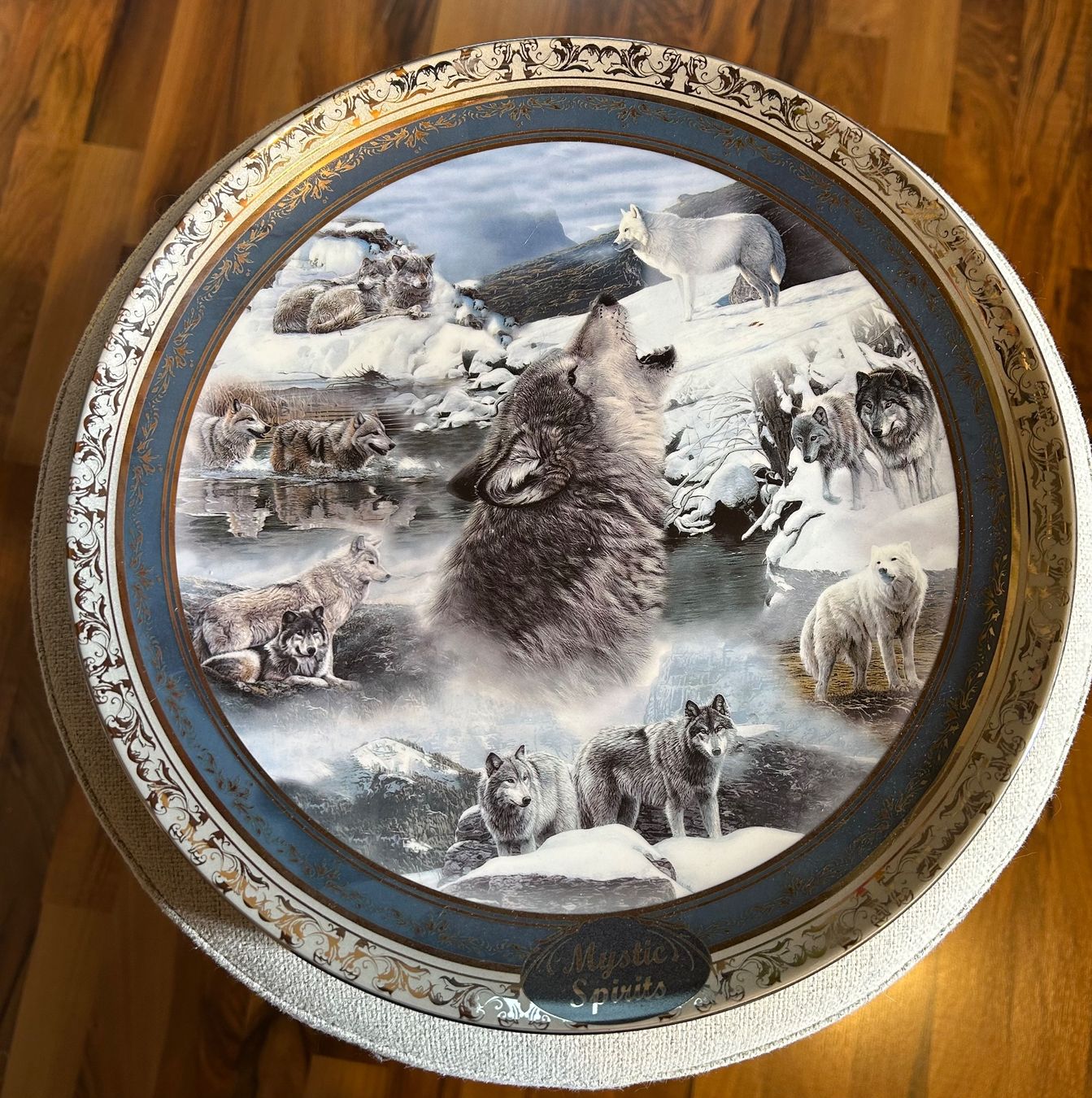Teller: Assiette décorative motif loups – Neu (gemäss Beschreibung) aus Bouveret von sev_qj7l