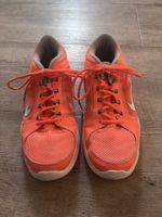 Sportschuhe Damen / schuhe / Nike Schuhe / Gr. 40.5
