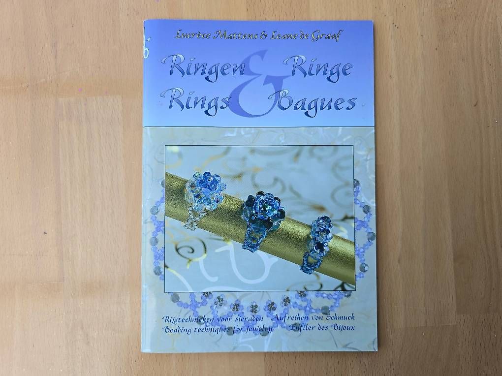 Libri: Ringe mit Perlen selber machen – Usato da Knutwil venduto da Geschenksatelier