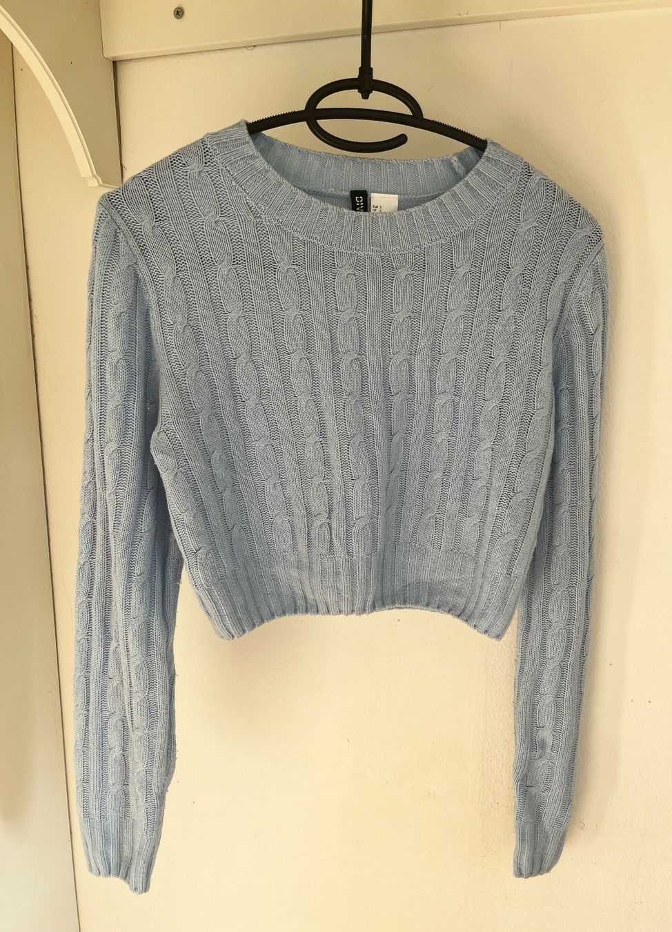 H&M Maglioni & Felpe: Blue Sweater – Usato da Basel venduto da das_7wzs 1