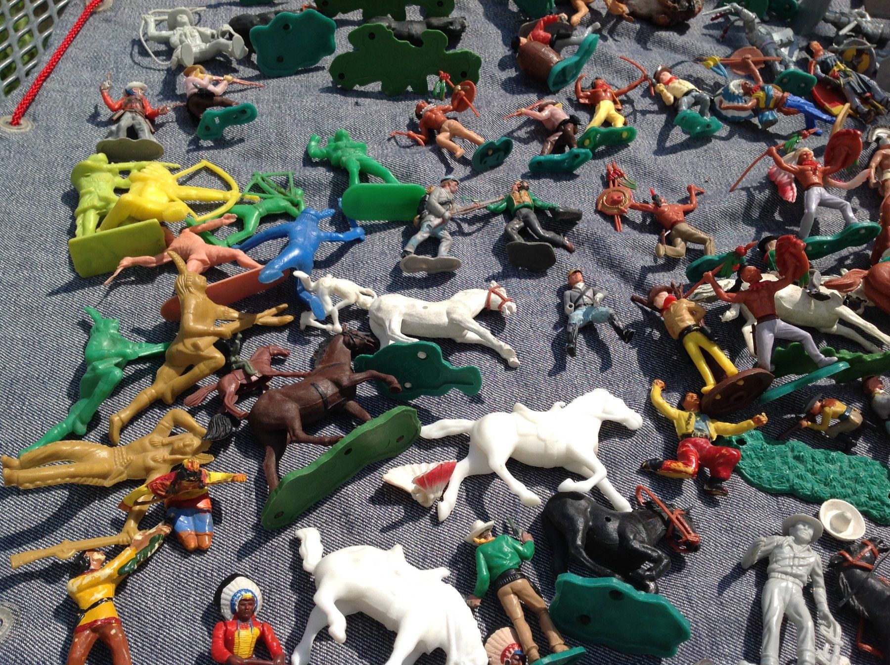 Britains Jouets: Britains - far west – D'occasion à Vuiteboeuf par broticaire 7