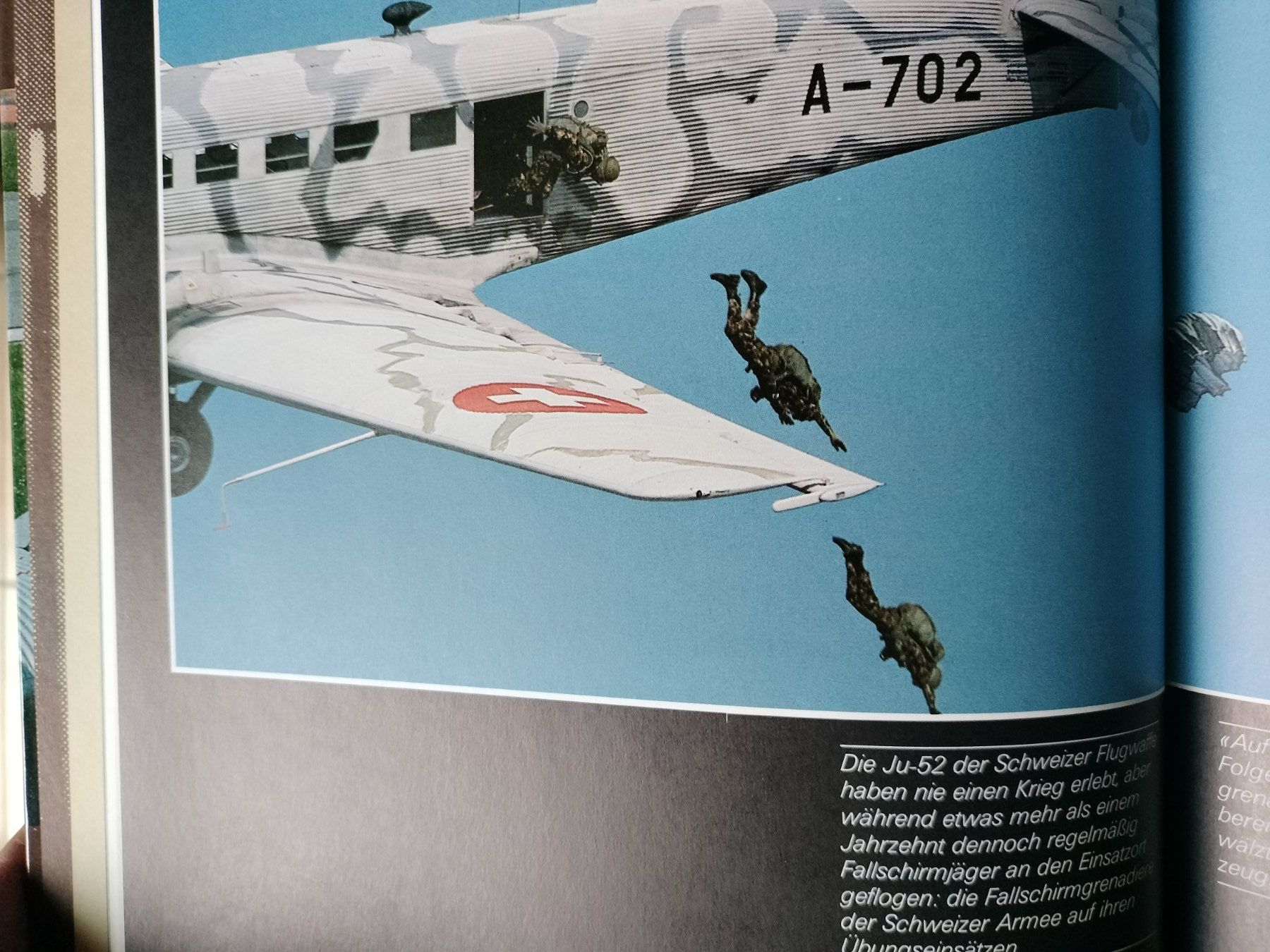 Libri: Flugzeug Buch , Flieg weiter JU-52 – Usato da Schwanden Sigrisw venduto da len_9yqg 5