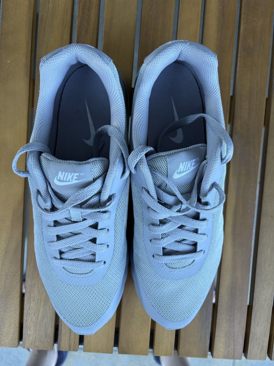 Chaussures hommes: Nike Air Max Invigor – D'occasion à Küttigen par swissholdsy 6