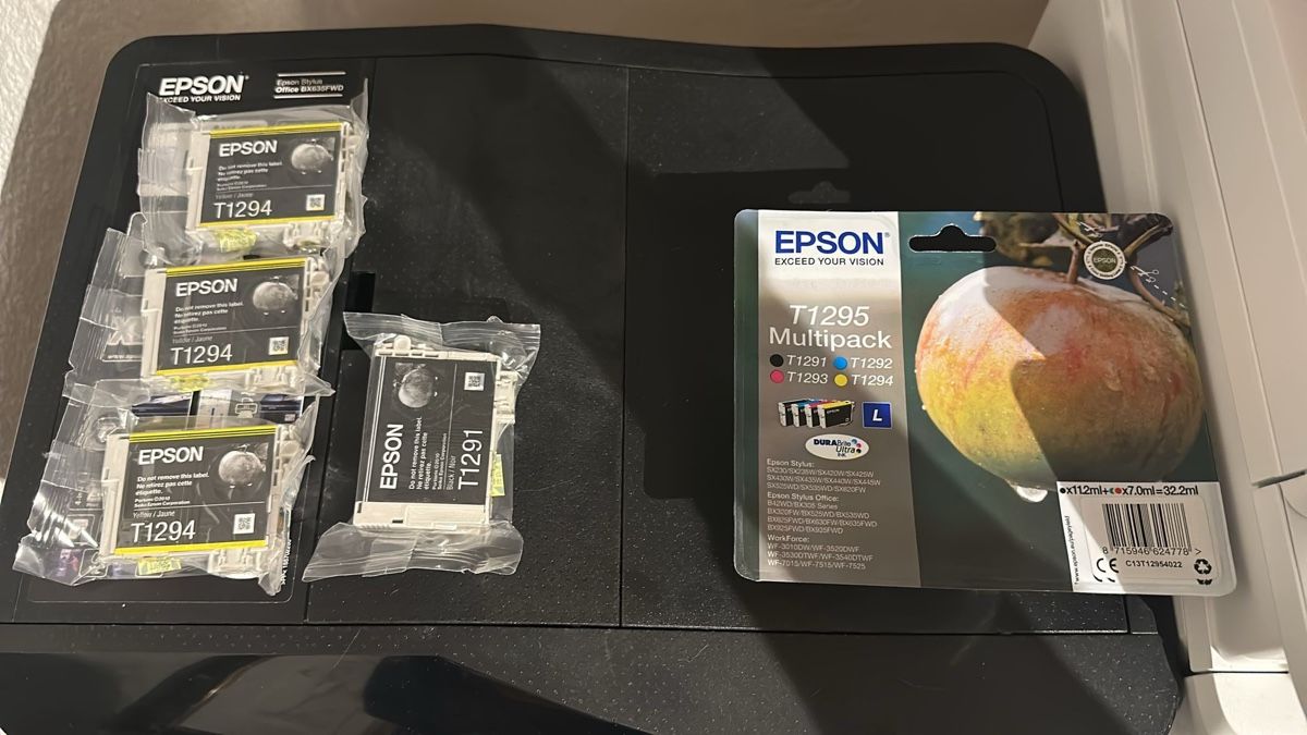 Epson Stampanti: Epson Stylus Office BX635FWD – Usato da Winterthur venduto da Emma0312 3