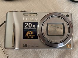 Panasonic Lumix DMC-TZ18 Digitalkamera Silber mit Zubehör