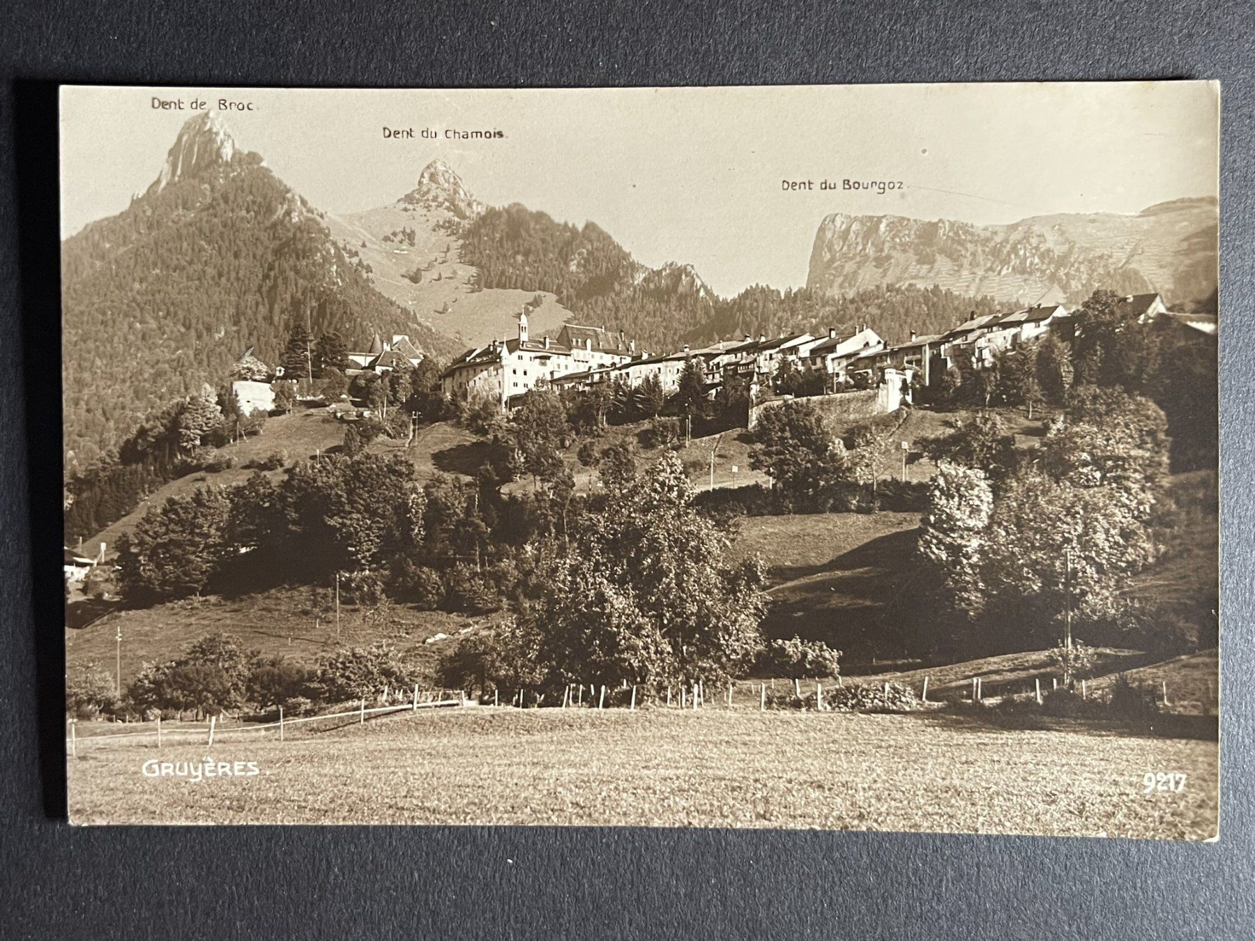 Cartoline postali: Gruyères – Usato da Steg VS venduto da _vinci_