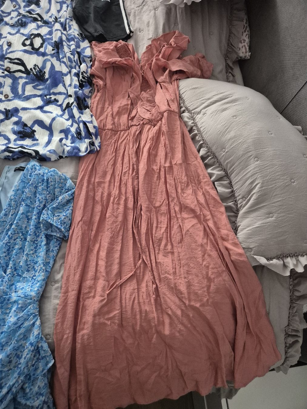 Kleiderpakete: 7 Robes taille 36 – Neu (gemäss Beschreibung) aus Moudon von vin_h566 2