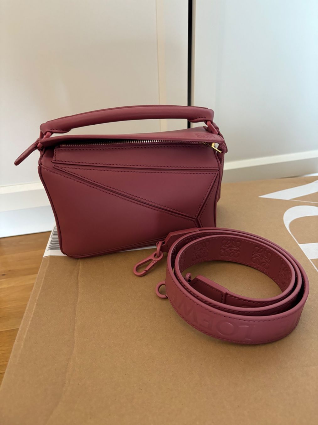 Loewe Taschen für Damen: Loewe Puzzle Mini Tasche, plumrose, Neuwertig – Neu (gemäss Beschreibung) aus Zürich von LittleRaiinbow