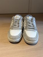 Vicinity Akimbo Lows Stone Grey