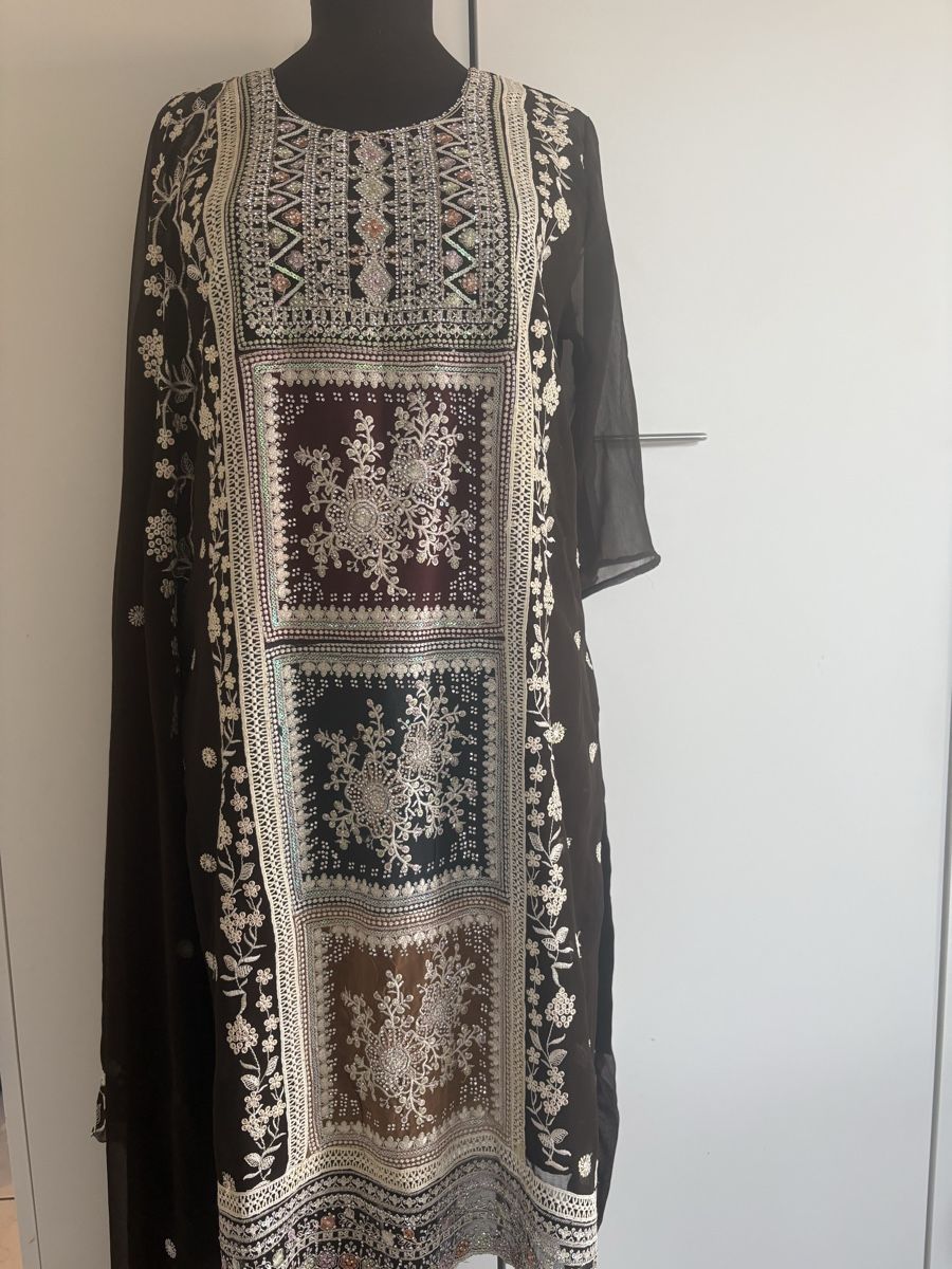Lotti di vestiti: 3 pcs Shalwar kameez  – Nuovo (secondo la descrizione) da Bösingen venduto da ash_jnn8 4