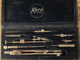 Kern set compas