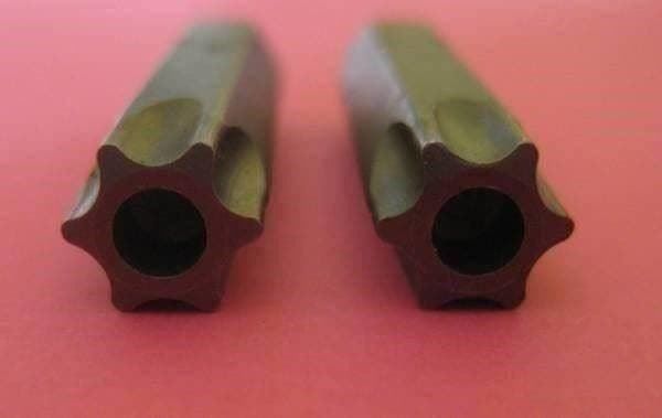 Hazet Alle Werkzeuge: 2 HAZET TORX BIT MIT LOCH T45 – Neu (gemäss Beschreibung) aus Zumikon von Gung 1