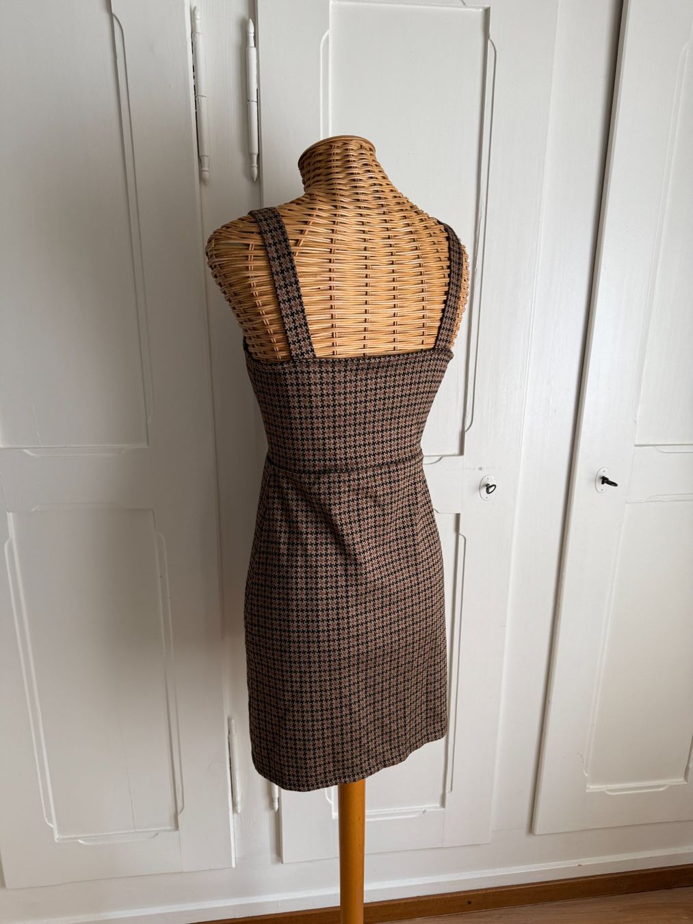 Pull&Bear Kleider: PULL&BEAR - Trägerkleid braun m. Hahnentritt S – Gebraucht aus Zürich von Diazaio 2