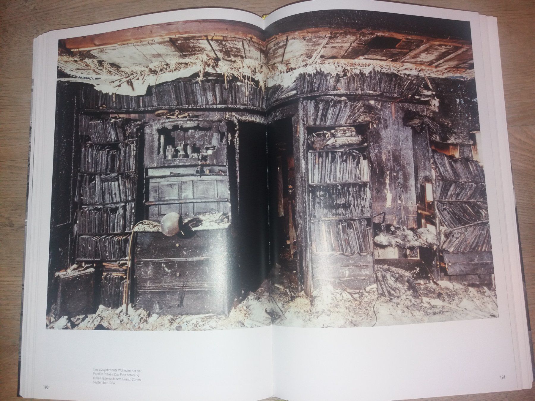 Libri: Foto : NIKLAUS Stauss – Usato da Welschenrohr venduto da Regool 1