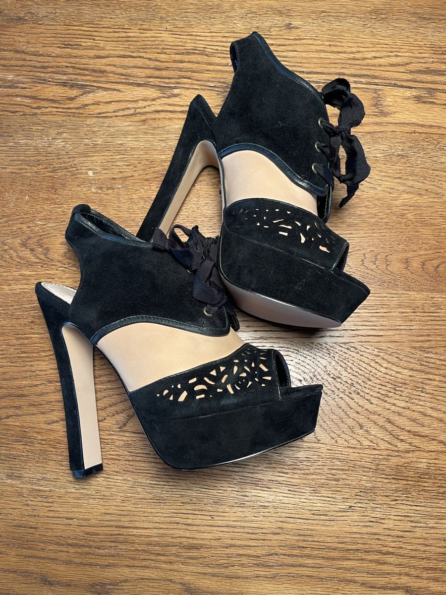 Kurt Geiger Damenschuhe: Kurt Geiger High Heels Grösse 39 – Gebraucht aus Läufelfingen von B_C_Sch. 2