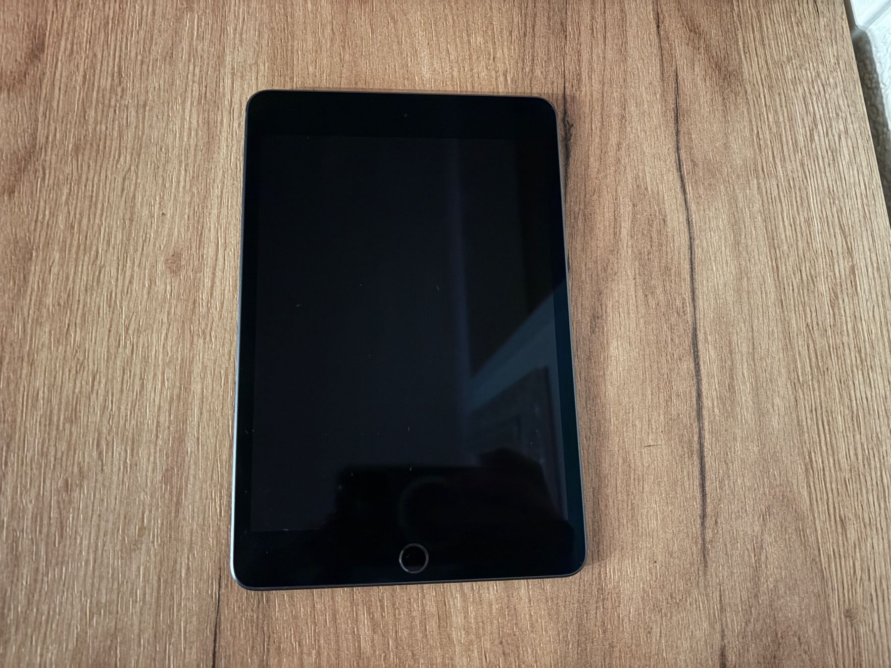 Apple Tablet PC: Ipad Mini 5 - 2019 A2133 – Gebraucht aus Dietikon von gimolo 1