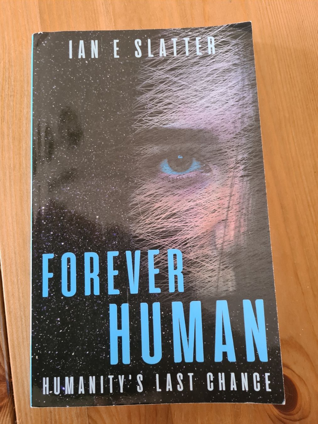 Livres: Buch, Forever Human Ian E Slatter Taschenbuch – D'occasion à Horw par Mirii91
