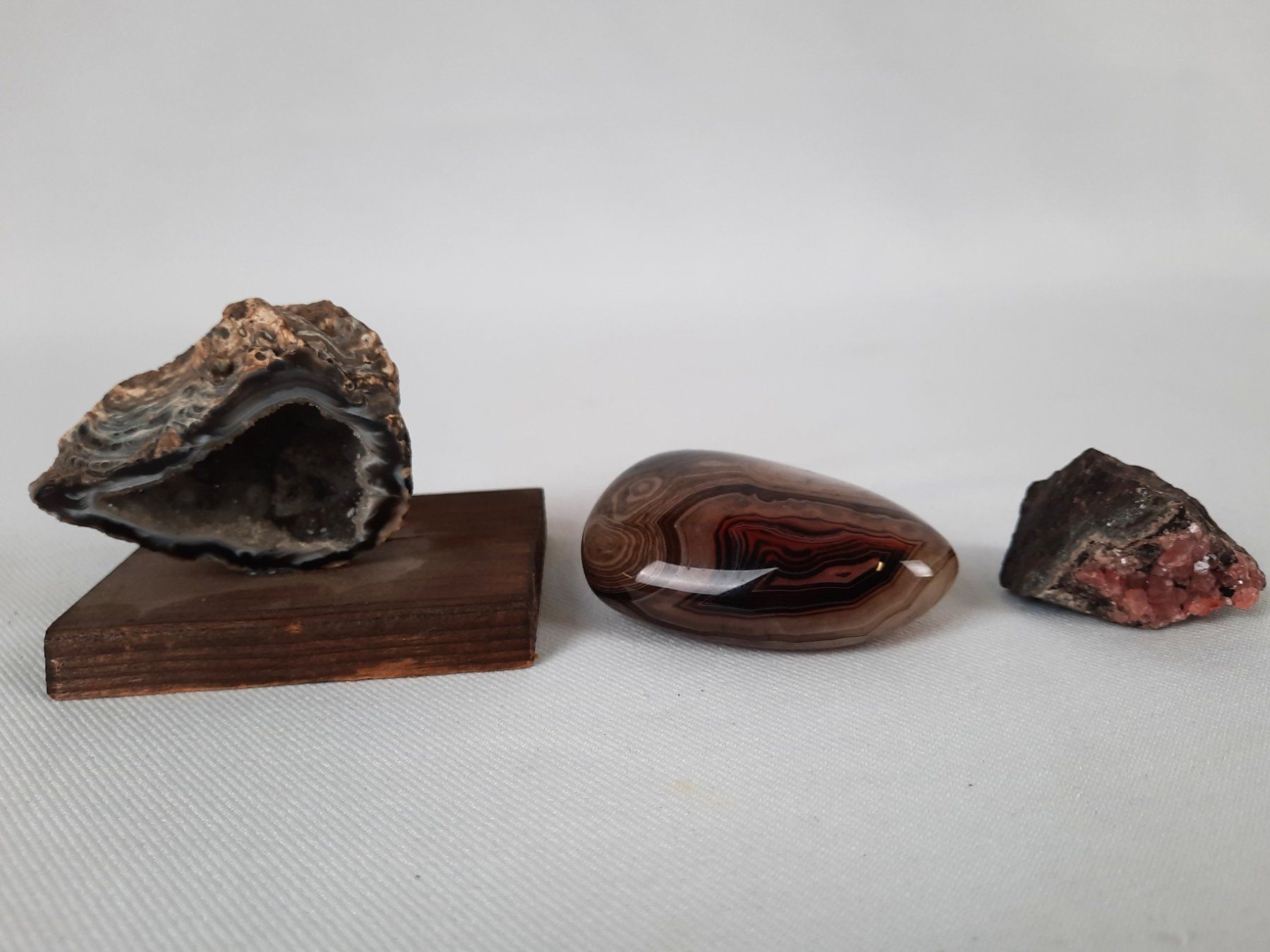 Mineralien & Heilsteine: 3 ver. Steine – Gebraucht aus Beinwil am See von Restwert_Beinwil