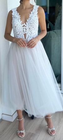 NEU & Ungetragen: Brautkleid/Hochzeitskleid Weiss/Beige 40