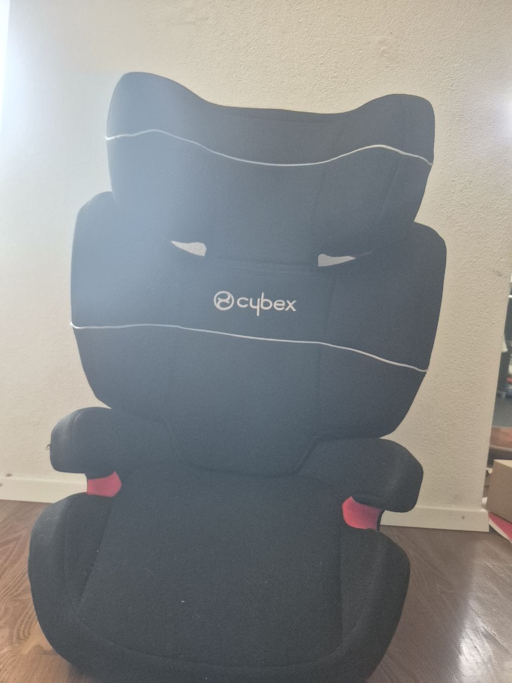 Cybex Seggiolini per auto: Cybex Kindersitz Solution fix, mitwachsend, guter Zustand – Usato da Luzern venduto da nor_fr6y 1