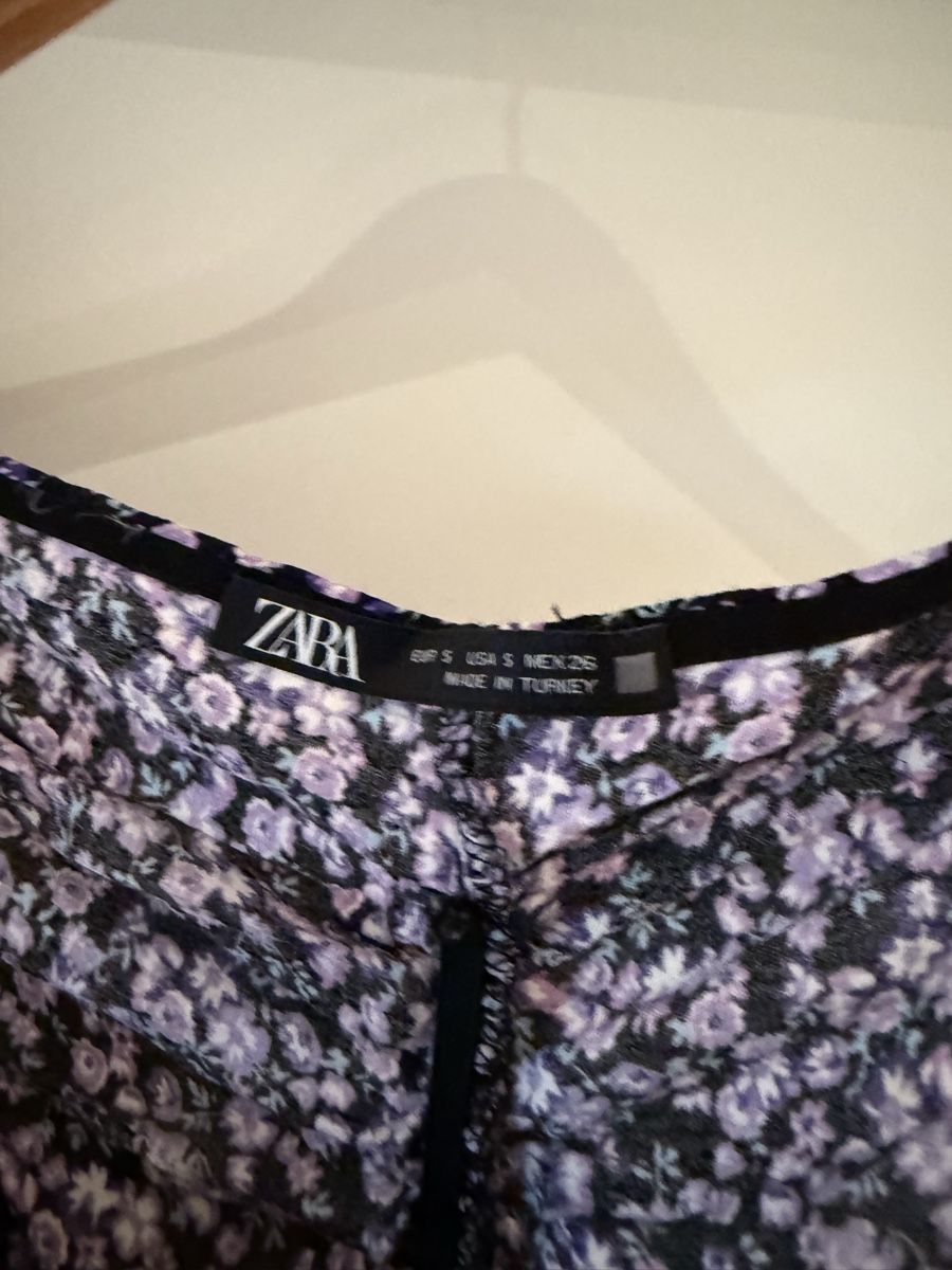 Zara Camicette: Zara Bluse mit Blumenmuster Gr. S – Usato da Volketswil venduto da habibeoez 3