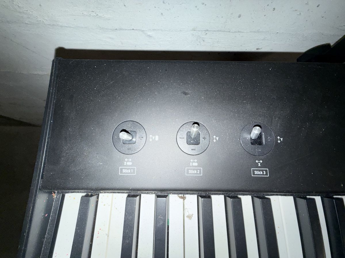 Instruments de musique: Studiologic SL88 Studio MIDI Controller gebrauchter Zustand – Défectueux à Moosseedorf par mar_b2vx 3
