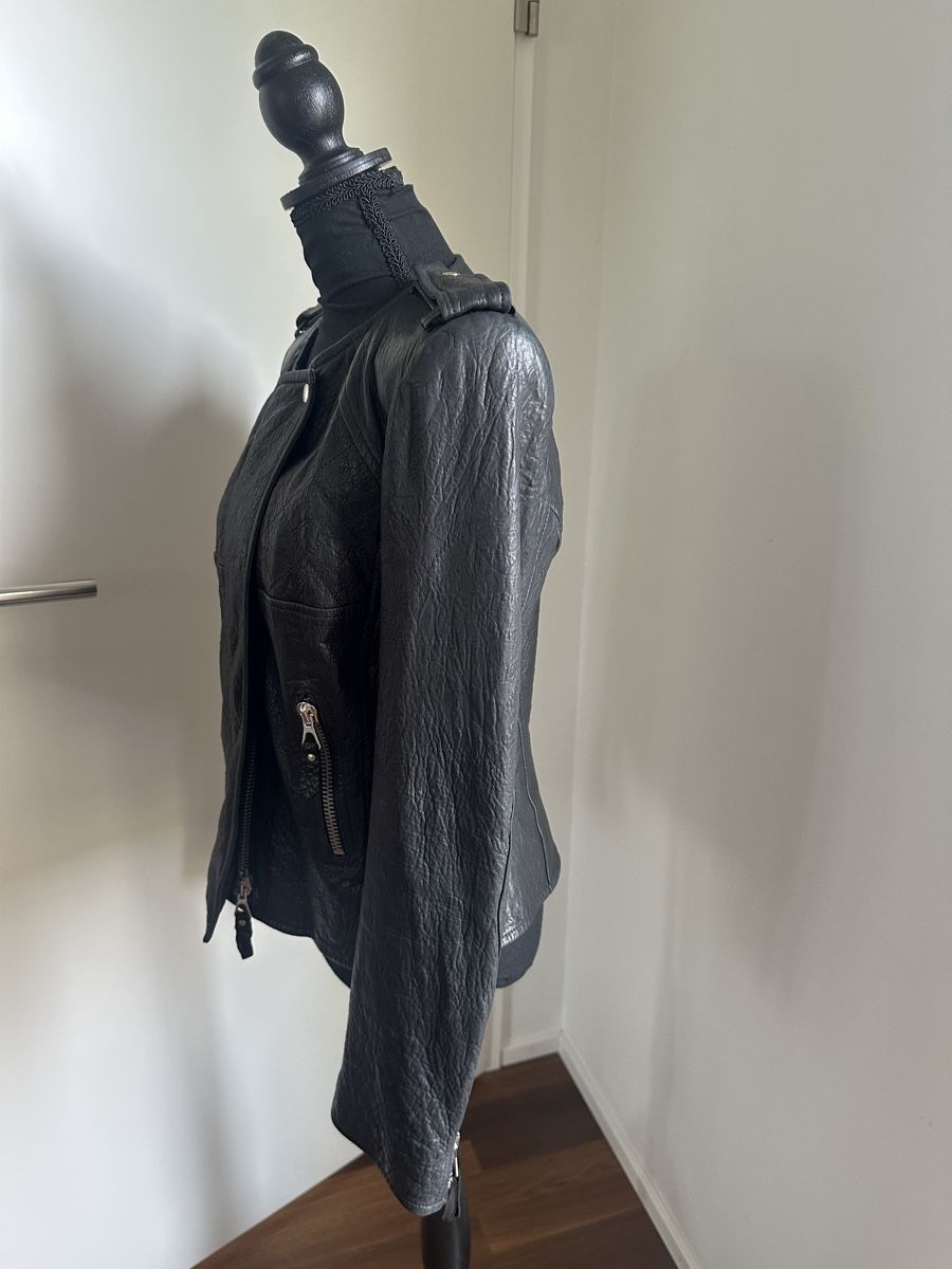Isabel Marant Jacken: Isabel Marant lambskin biker jacket - black – Gebraucht aus Langnau am Albis von bar_ml6k 4