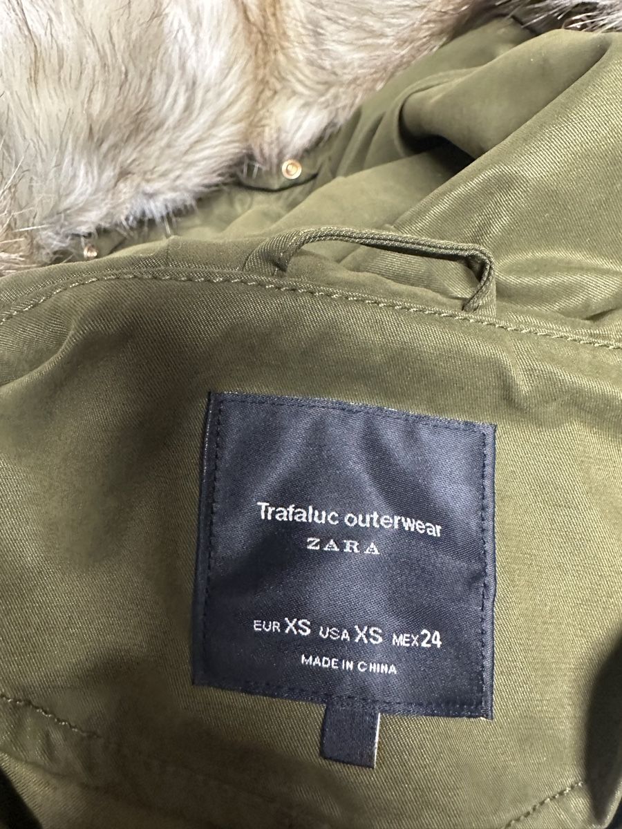 Zara Giacche: 2 in 1 Jacke in Olivegrün – Usato da Wollerau venduto da sesi2204 2