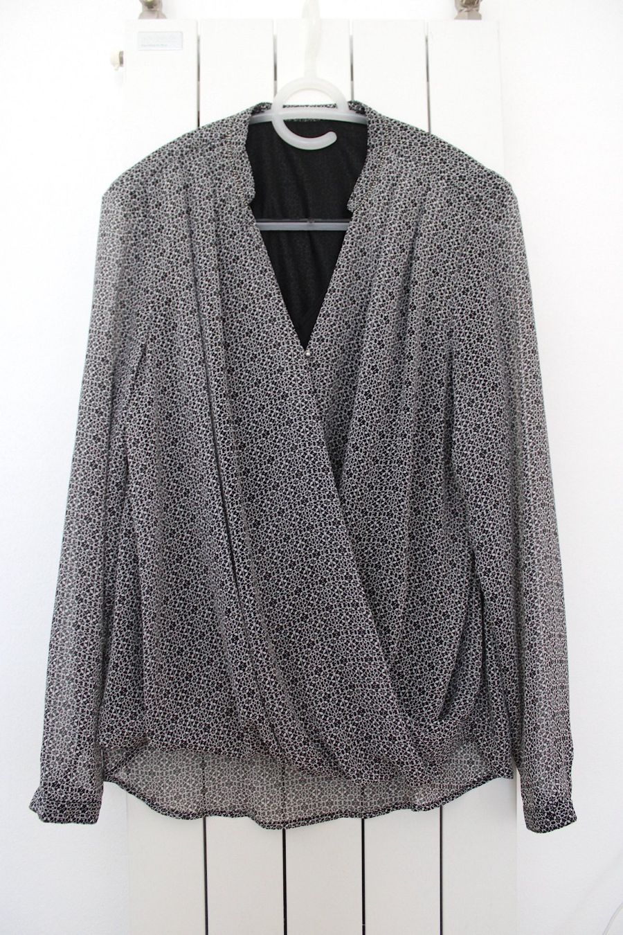 Camicette: Bluse, verm. L/XL-siehe Masse – Usato da Locarno venduto da madame-tus-sauds