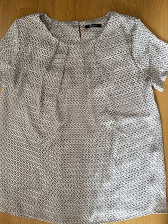 Sommerliche Bluse von Navyboot, Grösse 42, Top Zustand!