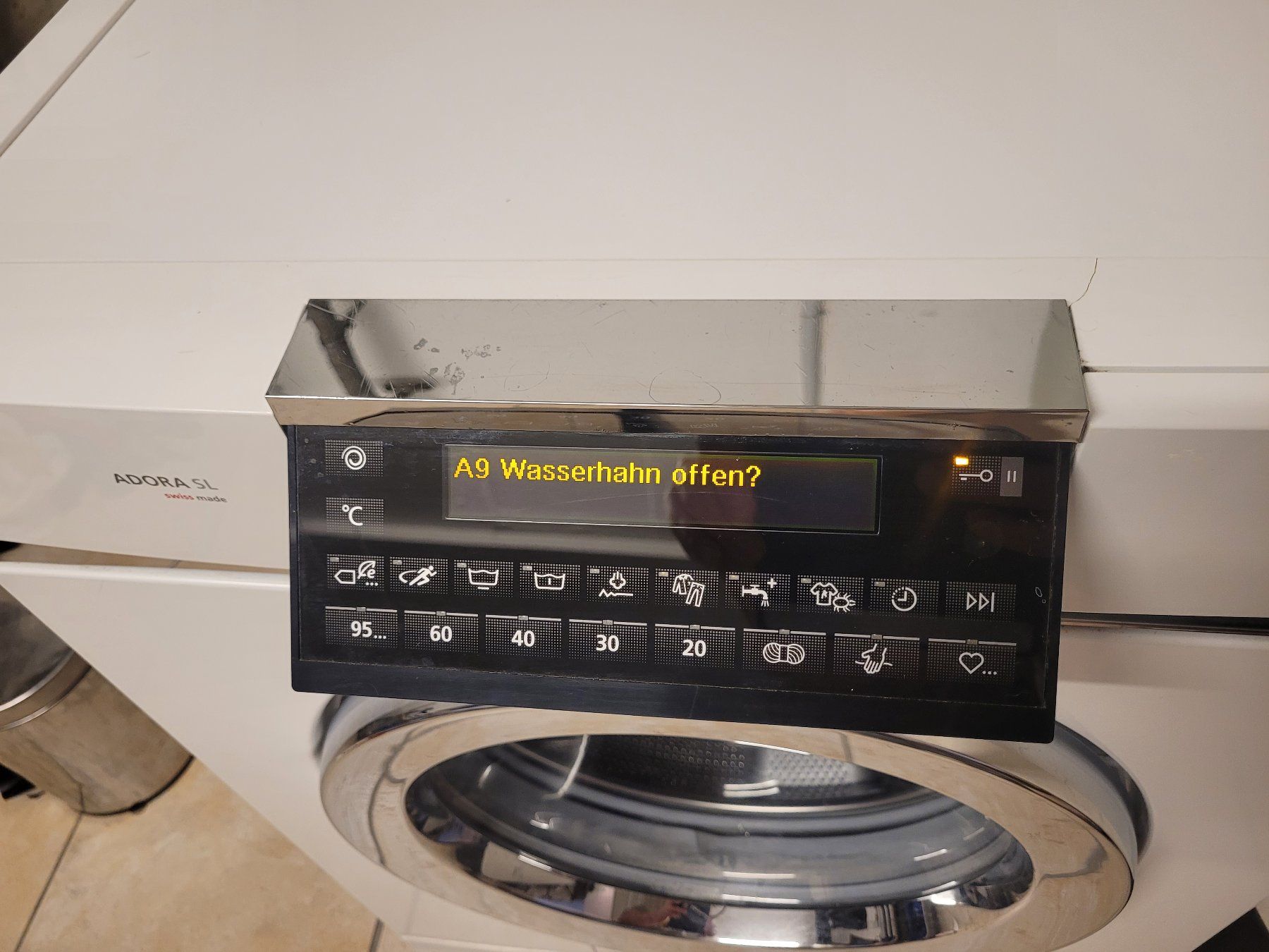 V-Zug Lavatrici: Adora SL - Waschmaschine – Difettoso da Rüdlingen venduto da ChristophFritschi 4