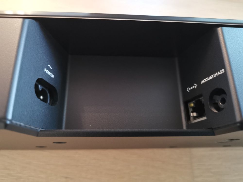 Bose Soundtouch 300 Soundbar mit Acoustimass 300 Subwoofer Kaufen auf