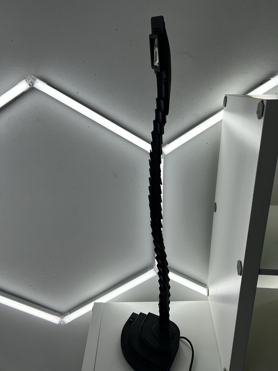Lampade: Designer Tischlampe von Mario Bertorelle – Usato da Wettingen venduto da NickInc 2