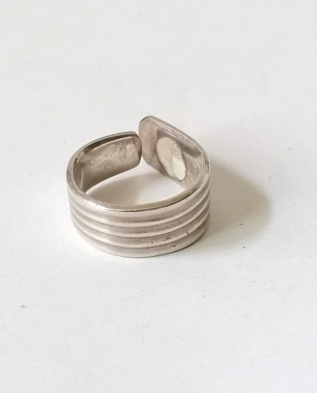 Ringe: Ring aus Silberbesteck, Grösse 59 – Neu (gemäss Beschreibung) aus Suhr von zum1.zum2.und 3