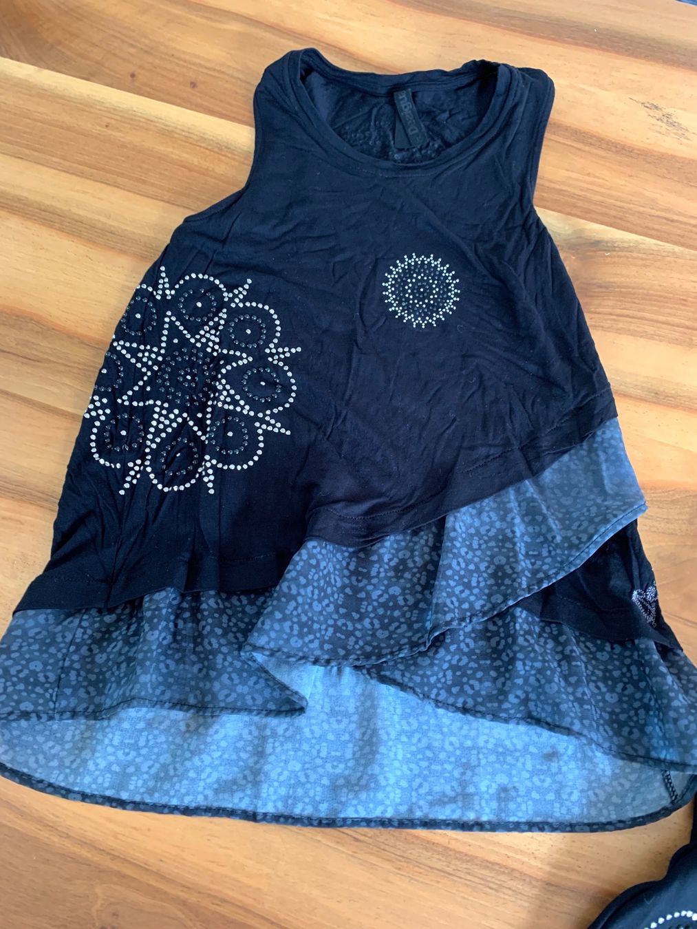 Desigual Lotti di vestiti: DESIGUAL Set Rock + Tunikatop Gr. S – Nuovo (secondo la descrizione) da Meiringen venduto da tonicandgin 3
