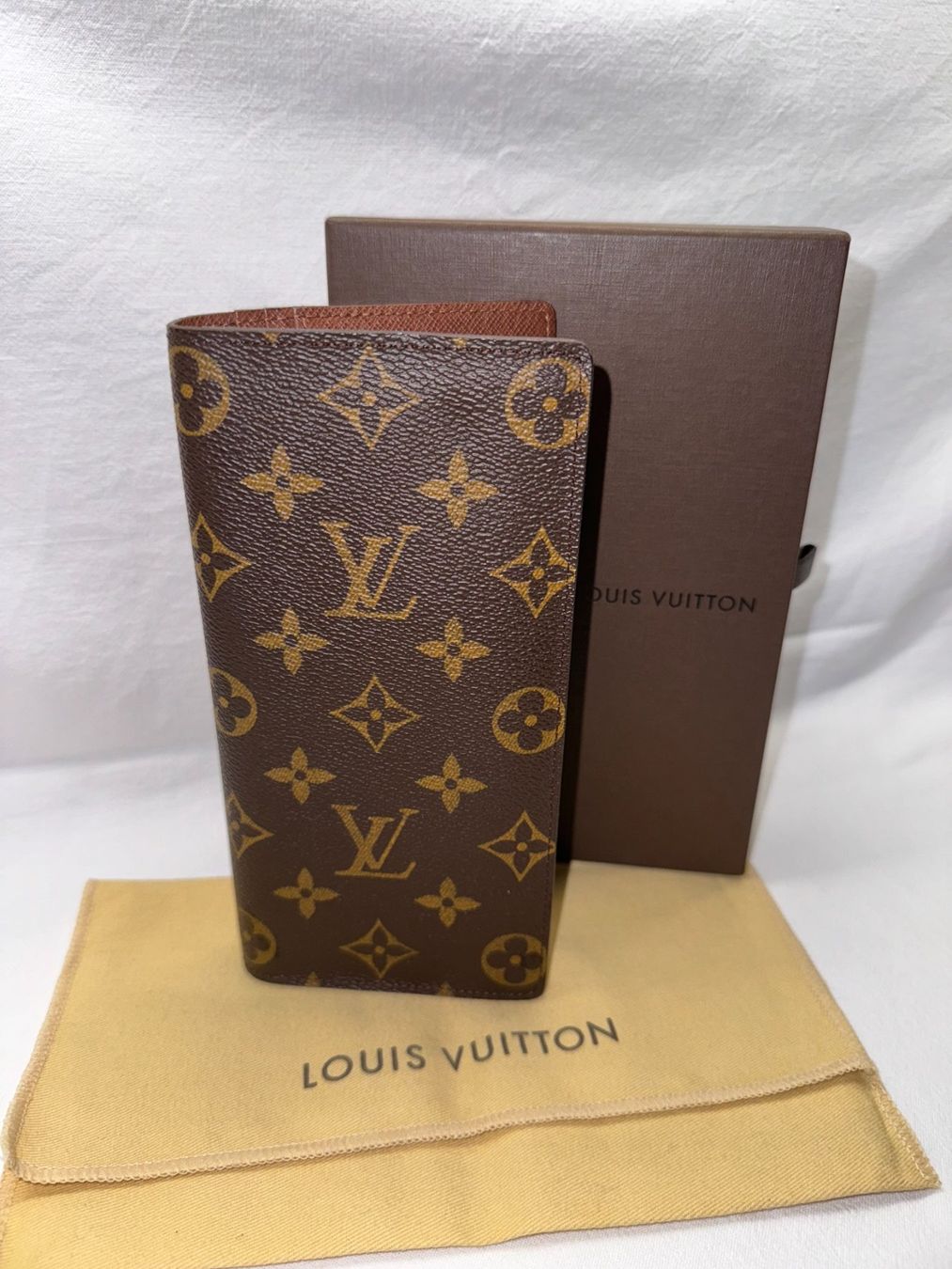 Louis Vuitton Brieftaschen: Louis Vuitton PF Brazza Monogram – Neu (gemäss Beschreibung) aus Altdorf UR von enr_pqr6