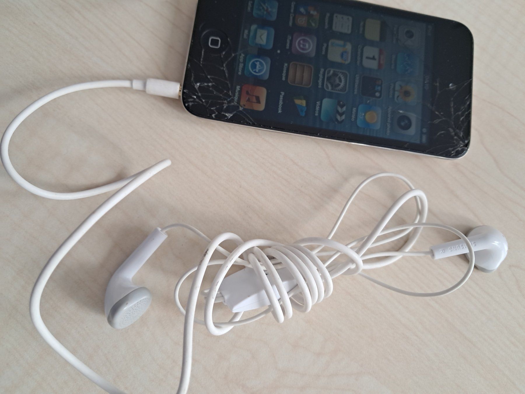 Apple Tragbarer Mediaplayer: Ipod 8gb – Gebraucht aus moutier von Dupont50 2