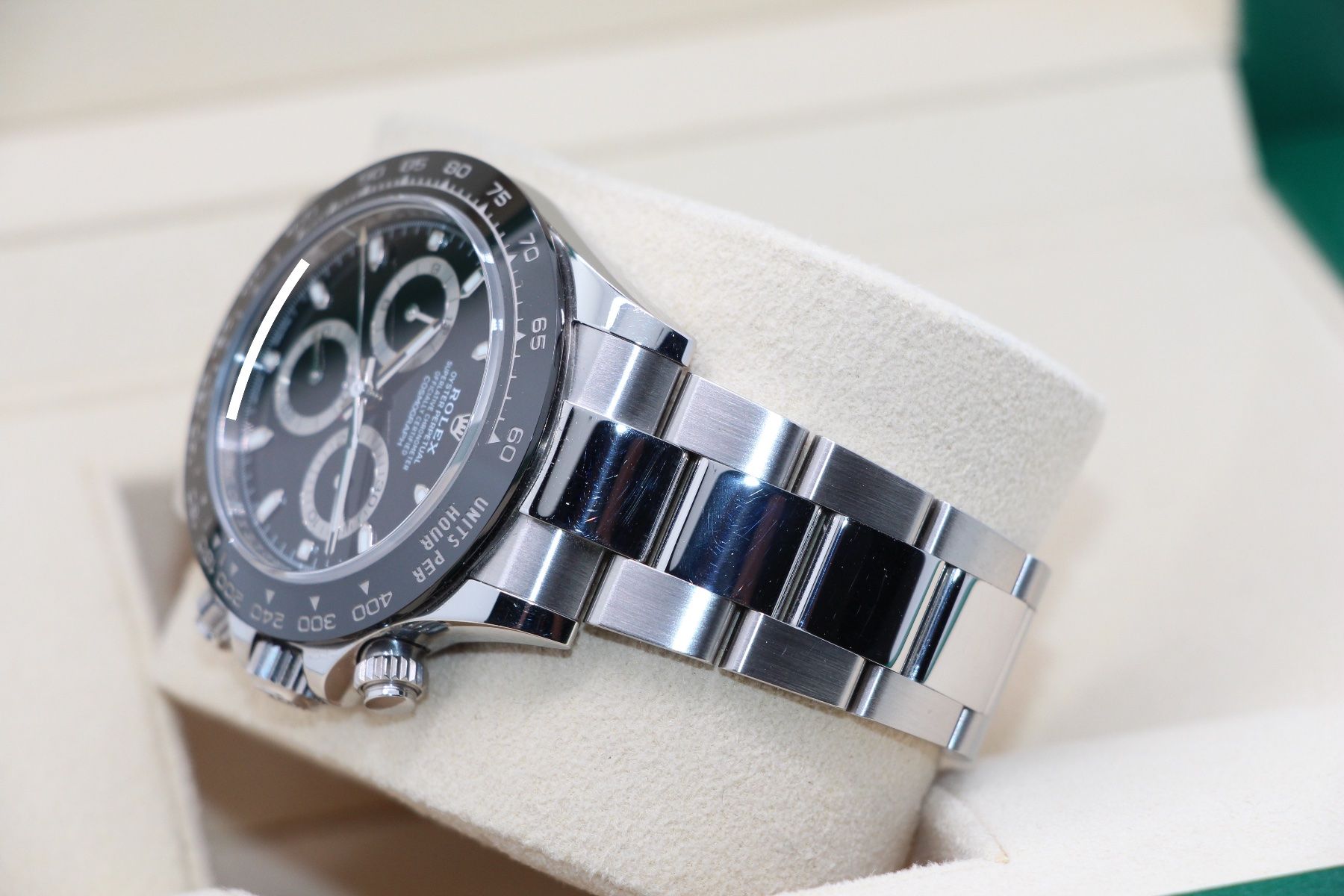 Rolex Uhren: Rolex Cosmograph Daytona Ref. 116500LN, Full-Set, 1. Hand – Gebraucht aus Zug von eMDi_Collection 6