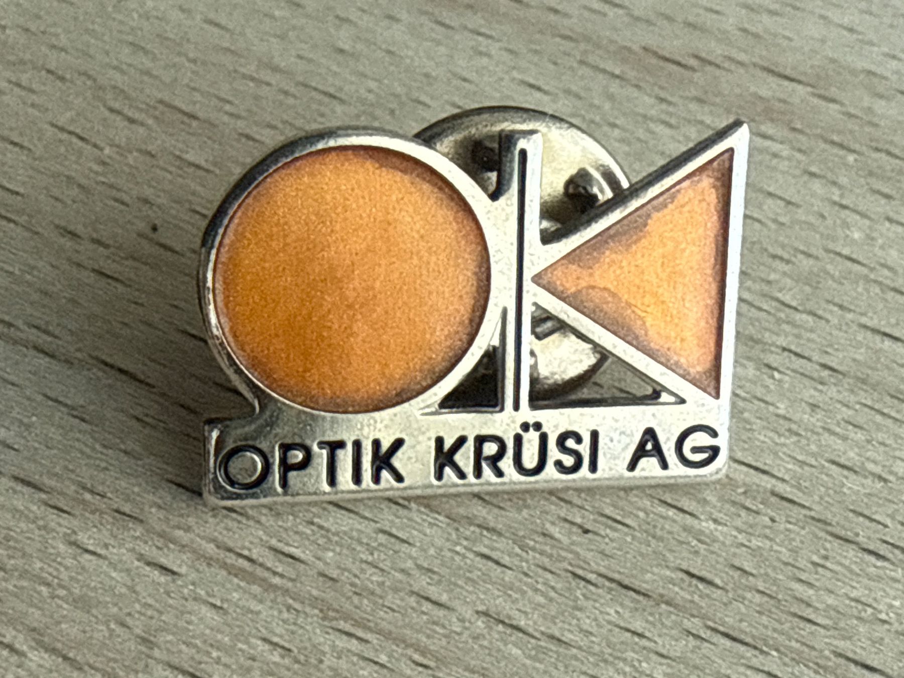 Placchette & Badge: Pin  Optik Krüsi AG – Usato da Glattbrugg venduto da Schweigmatt