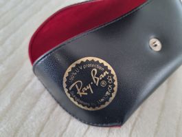 Ray-Ban Lederetui mit Reinigungstuch