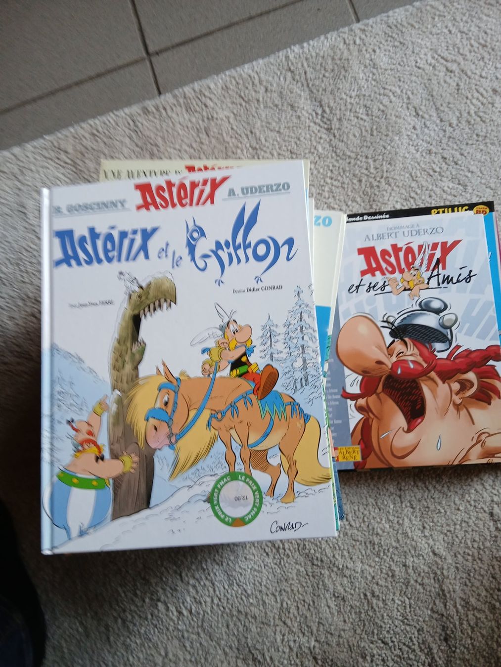 Comics: ASTERIX  39 TOME DONT  EO  TTBE  A TBE – Gebraucht aus Puidoux von Efango