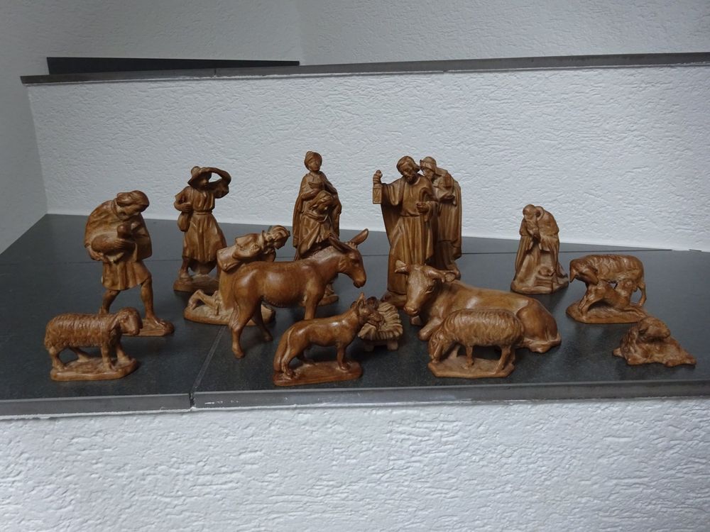 Afrikanische Krippe In Einer Bananenkiste - Schweiz