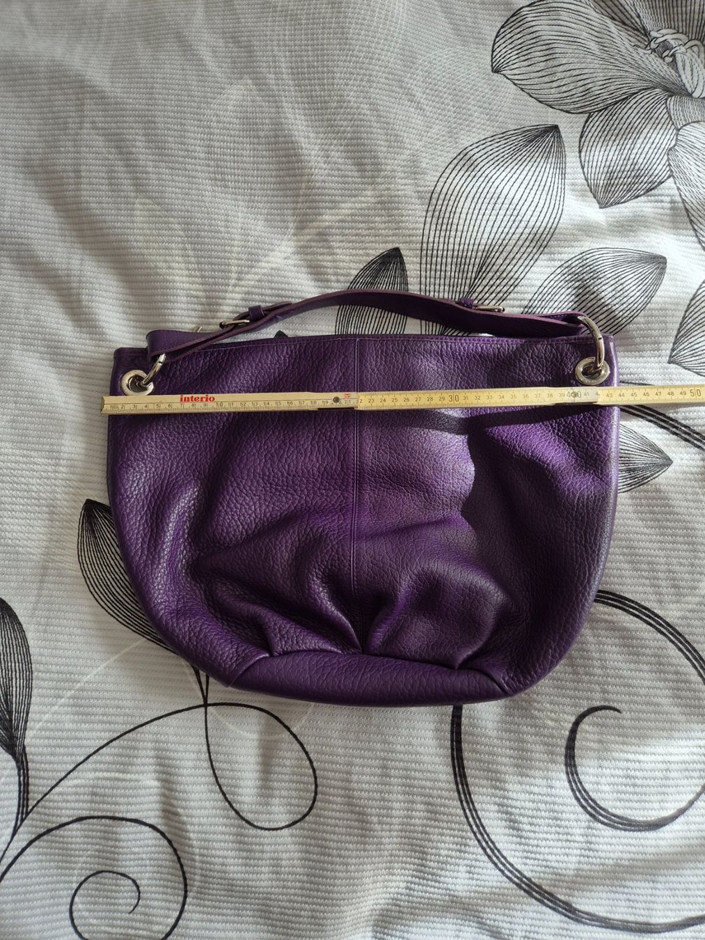 Taschen für Damen: Leder Beuteltasche Groom Paris – Gebraucht aus Unteraegeri von pacala