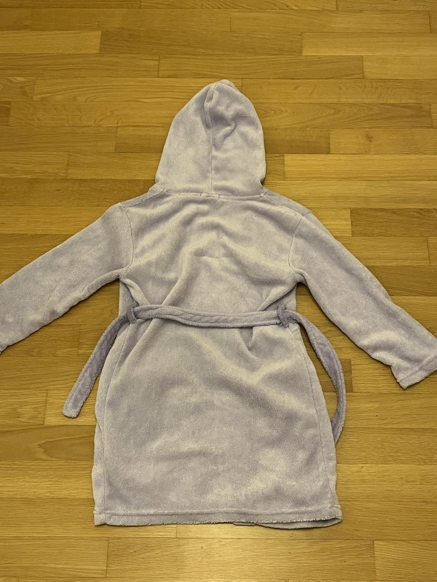 Accappatoi: Badmantel 122/128 Hello Kitty – Usato da Küssnacht am Rigi venduto da icbicb 3