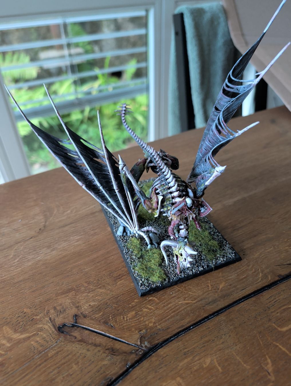 Statuette: Warhammer Old World Vampire Counts Zombie Dragon – Usato da Luzern venduto da roene