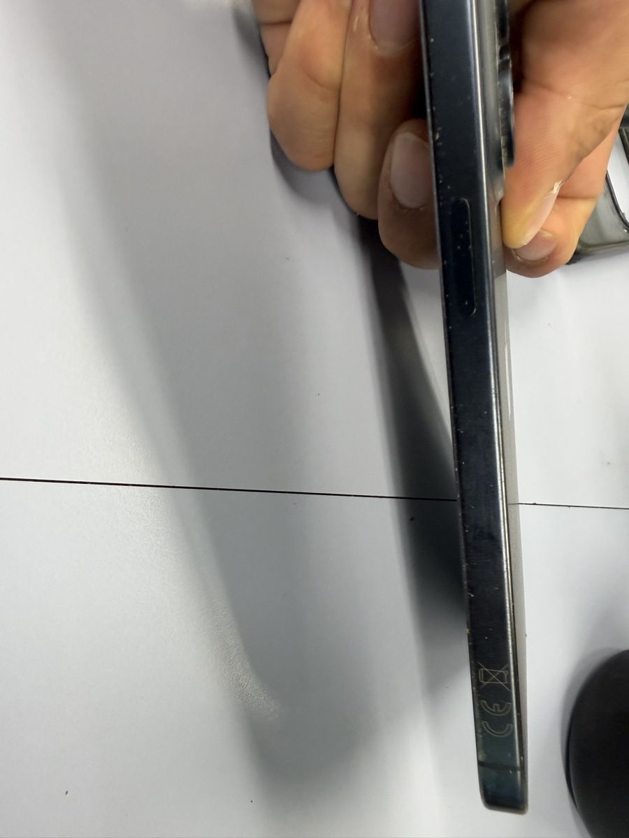 Apple Telefoni cellulari / Smartphones: Ipohne 15 Pro max top zustandt  – Usato da Zürich venduto da papaplatte 4
